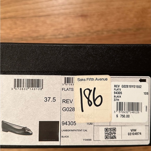 COPY - Chanel Black Flats 7.5 - Picture 3 of 6
